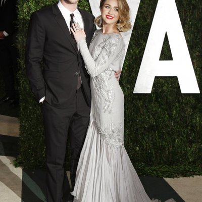 Hình ảnh Miley Cyrus và Liam
