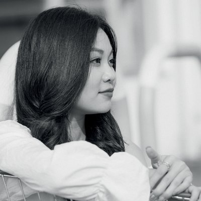 ảnh trắng đen cô gái