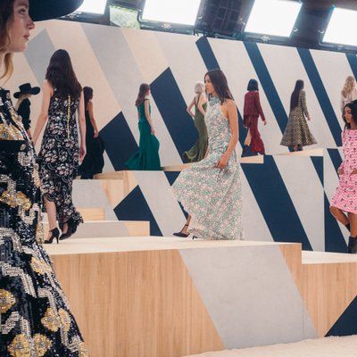những BST nổi bật nhất Paris Haute Couture Week 2022