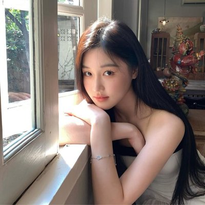người mẫu Trung dưới ánh nắng