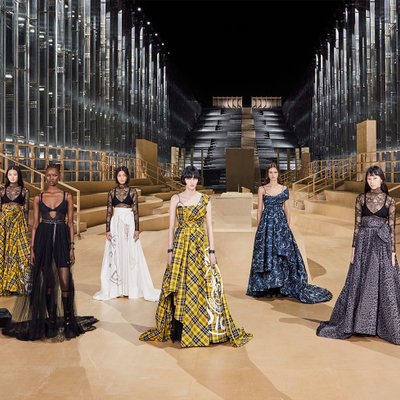 show diễn của Dior tại Seoul năm 2022