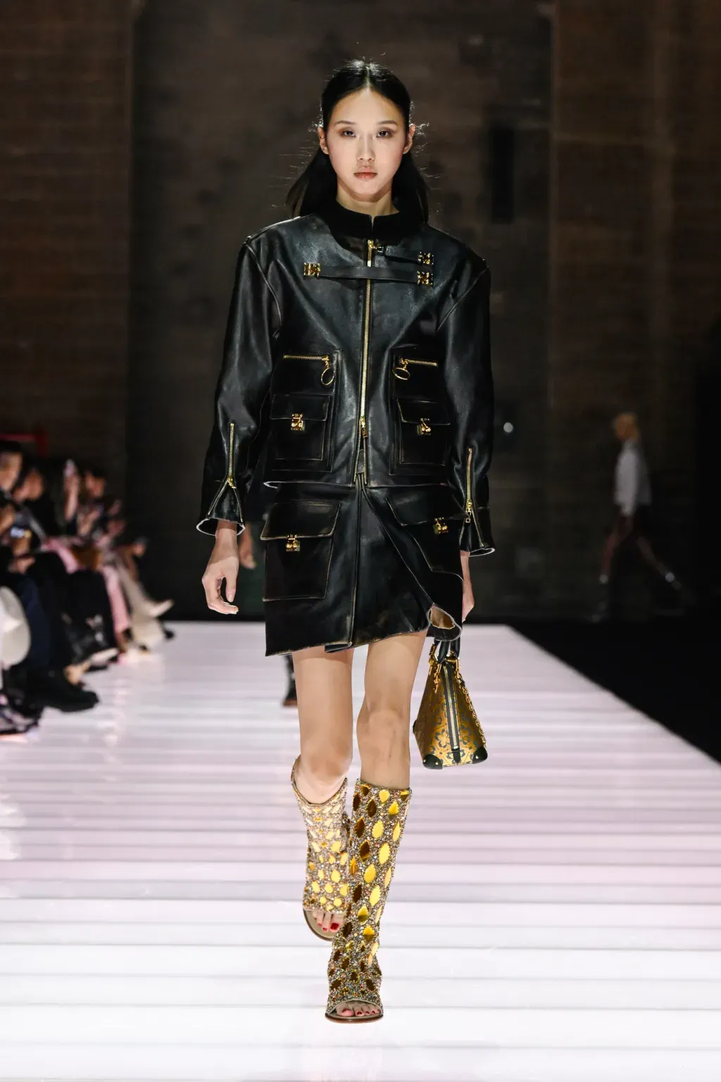 áo da louis vuitton cruise 2026