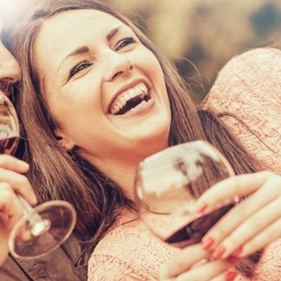 rượu vang bạn chọn tiết lộ gì về tính cách của bạn?