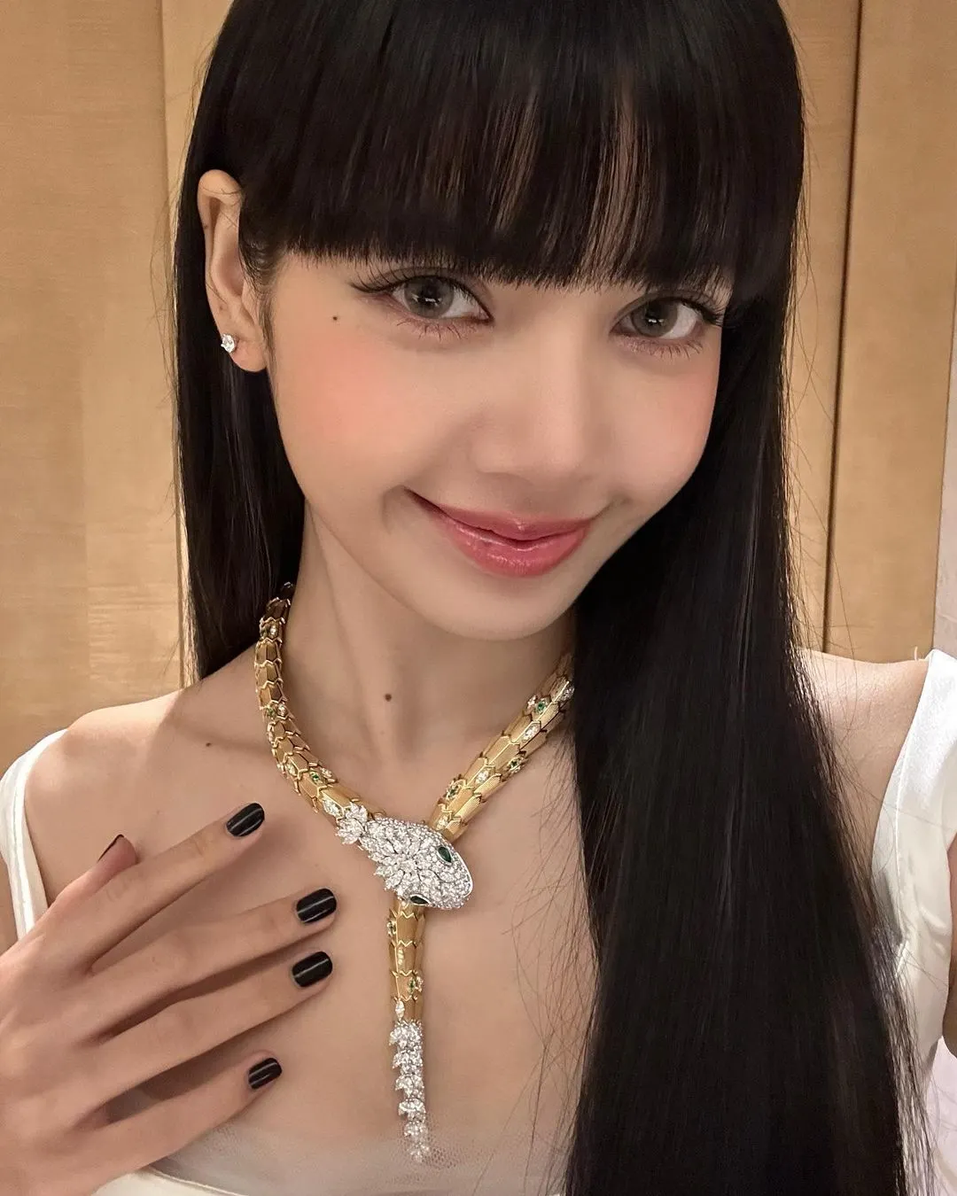 Lisa vòng cổ rắn Bulgari kim cương