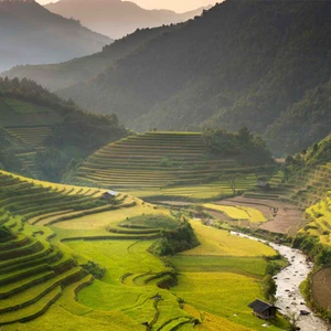 địa điểm thu hút khách du lịch ở việt nam