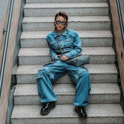 xu hướng denim on denim 2022
