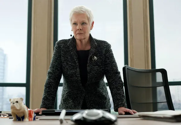 Nét đẹp lão của nữ diễn viên gạo cội Hollywood - Judi Dench ELLE VN