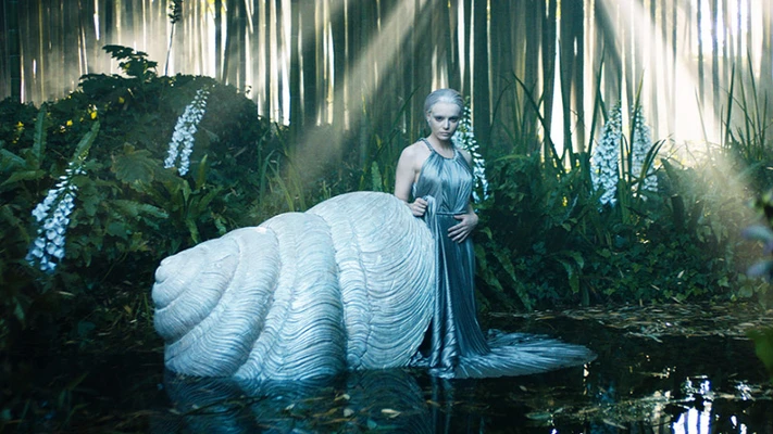 cảnh hồ nước trong phim ngắn dior bst haute couture thu đông 2021
