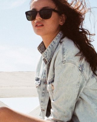 kinh mat thoi trang Sunnies Studios