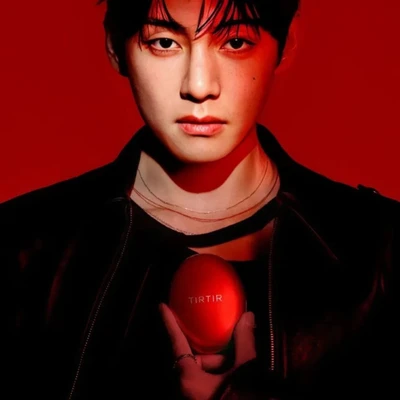 V (BTS) TIRTIR đại sứ đầu tiên nhãn hàng