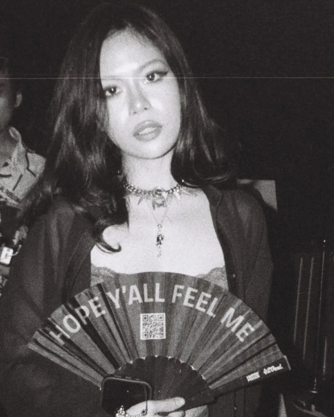 phong cách nữ rapper Tlinh 