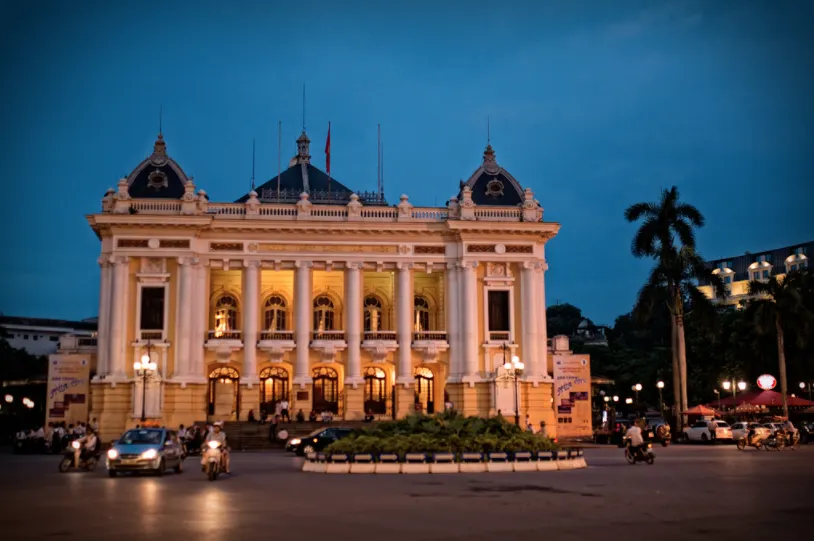 Nhà hát lớn Hà Nội - ELLE VN