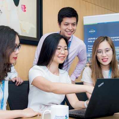 phụ nữ khi được trao quyền