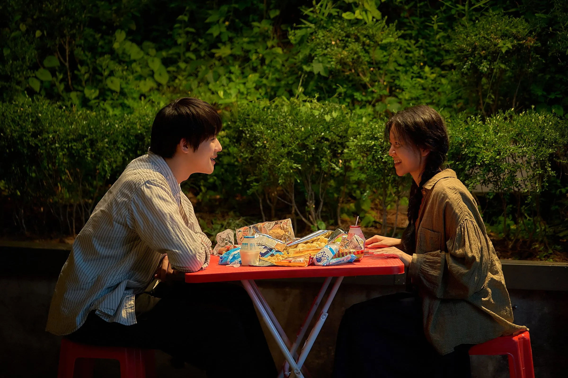 Moon Sang Min thủ vai Kyung Rok trong phim Pavane.