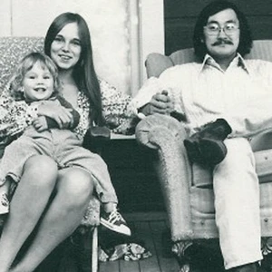 Những điều không nói được với bố mẹ