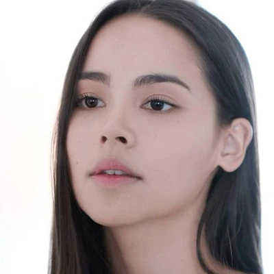 đắp mặt nạ chăm sóc da