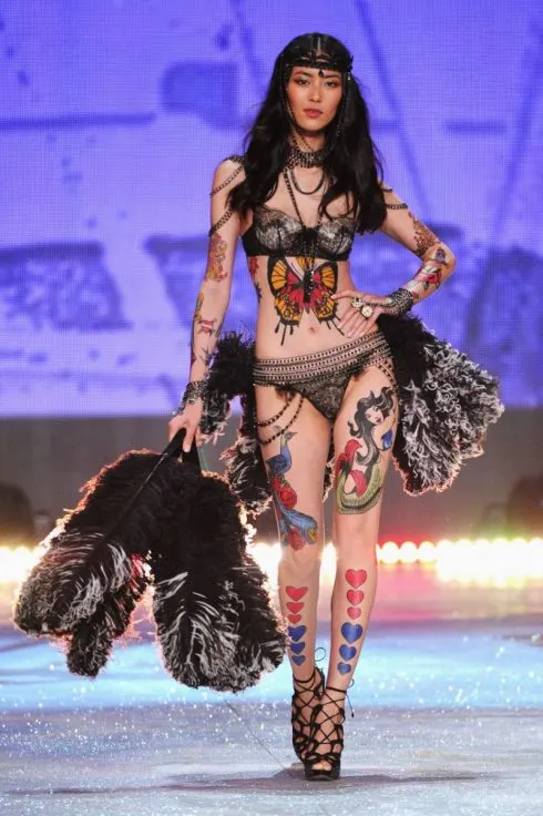Tại sao thương hiệu nội y Victoria’s Secret chọn Thượng Hải là sàn diễn tiếp theo?