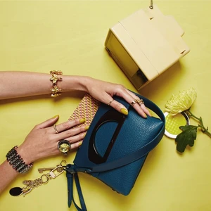 Ellevn christian louboutin passage 3