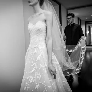 Hình ảnh hậu trường từ Bridal Spring Fashion Week 2017 - ellevietnam 19