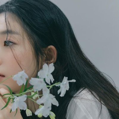 Bổ sung vitamin giúp tóc chắc khoẻ.