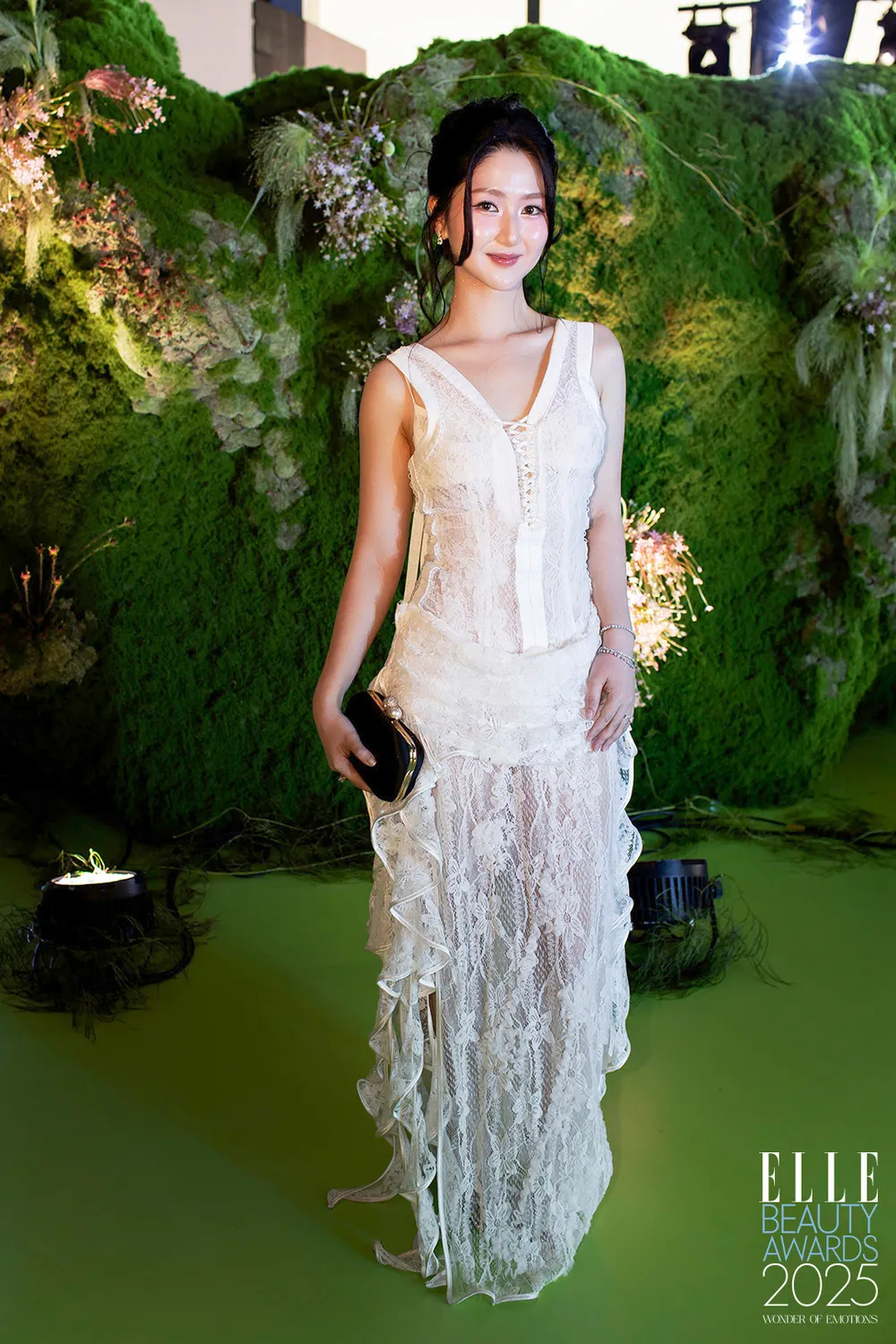 Hà My thảm đỏ elle beauty awards