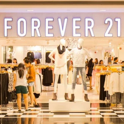 forever21 tuyên bố phá sản