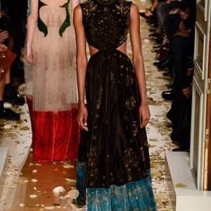 valentino-spring2016-ellevietnam(11)