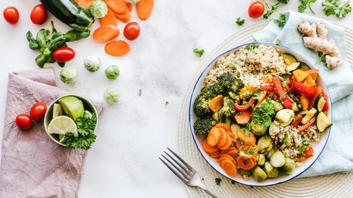 Bí quyết sở hữu làn da sáng mịn với các loại thực phẩm trị mụn đơn giản dễ tìm