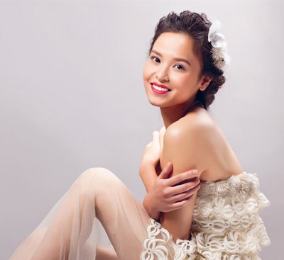 7 bước trang điểm cho cô dâu xinh