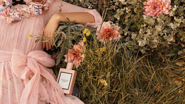 nước hoa mùi hoa cỏ gucci bloom