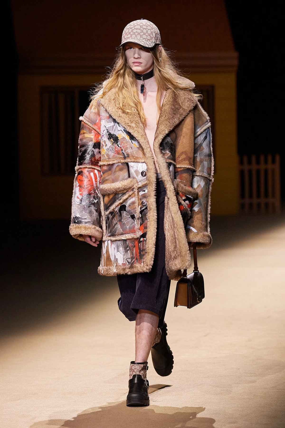 Coach Thu-Đông 2022 look 40