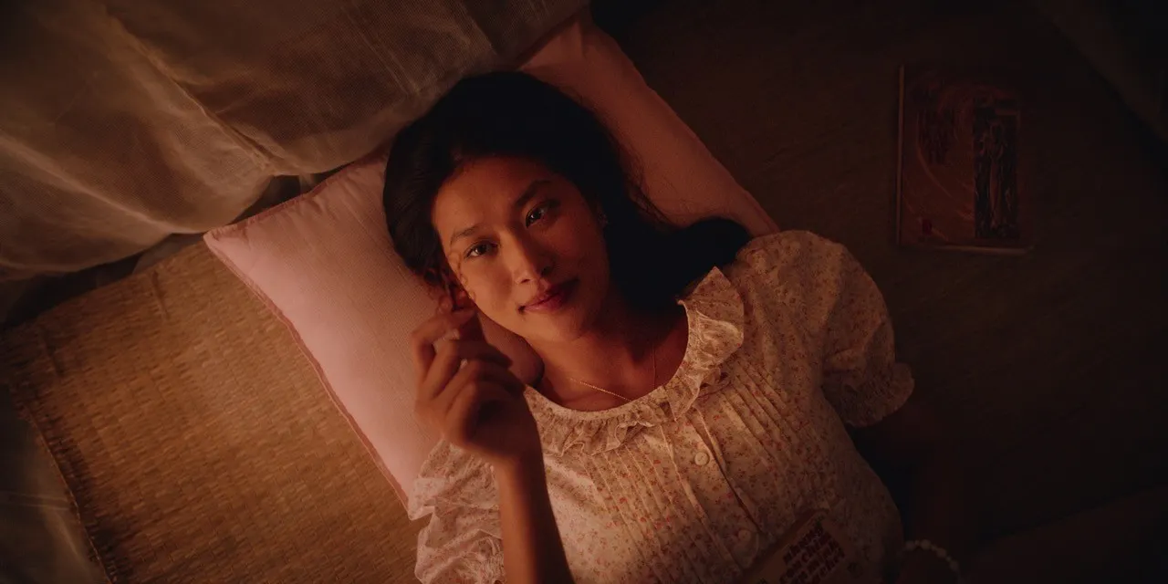 Đoàn Thiên Ân trong phim Hẹn em ngày nhật thực.