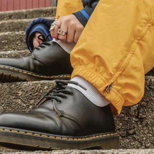 Dr Martens giày thuần chay